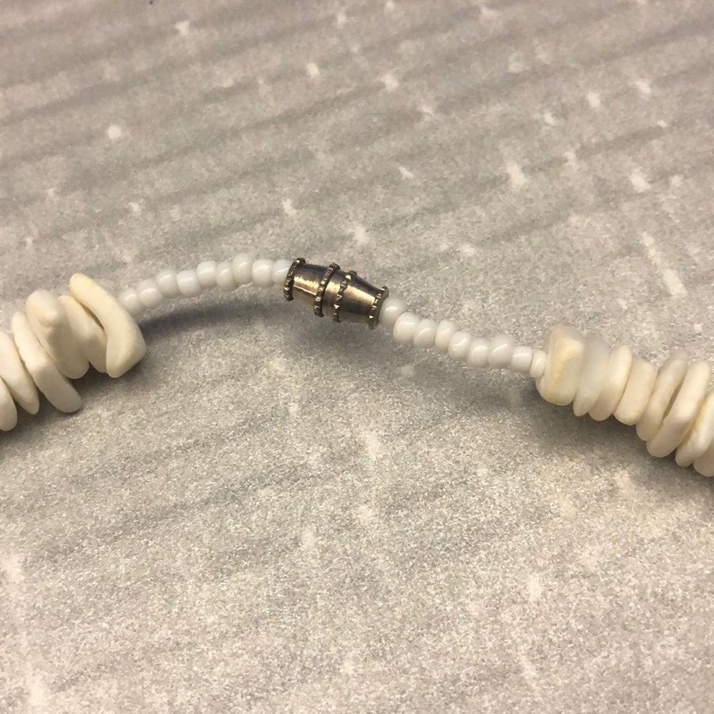 White Pooka Shell Necklace - Picture 3 of 4